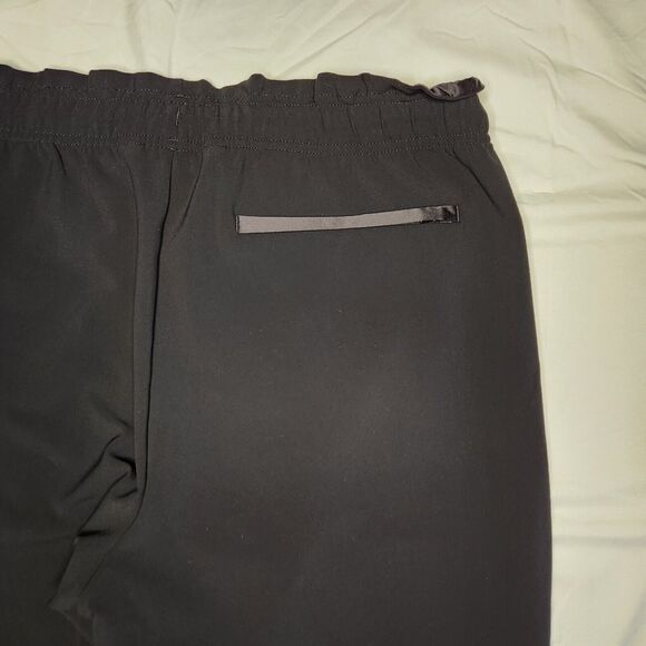 Athleta Womens 12 Metropolis Joggers Drawstring w/ Back Zipper Pocket Black - Picture 6 of 14